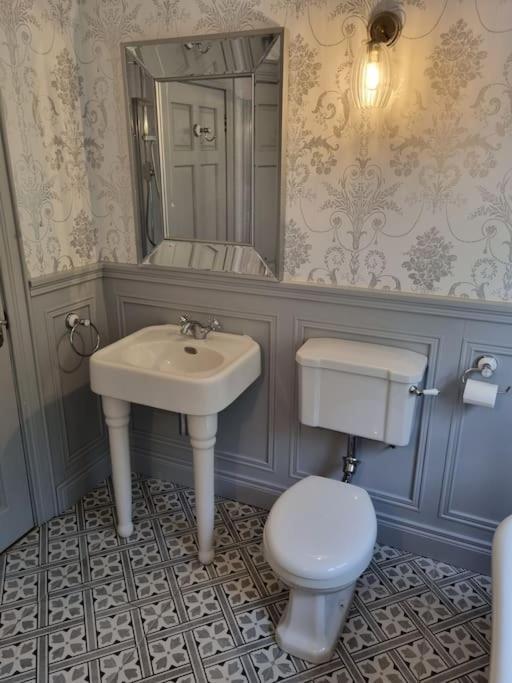 Gap Retreat Villa Carrickmore Bagian luar foto